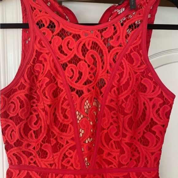 BCBGMAXAZRIA Hanah Red Holiday Festive Dress Size 2 - Picture 3 of 7